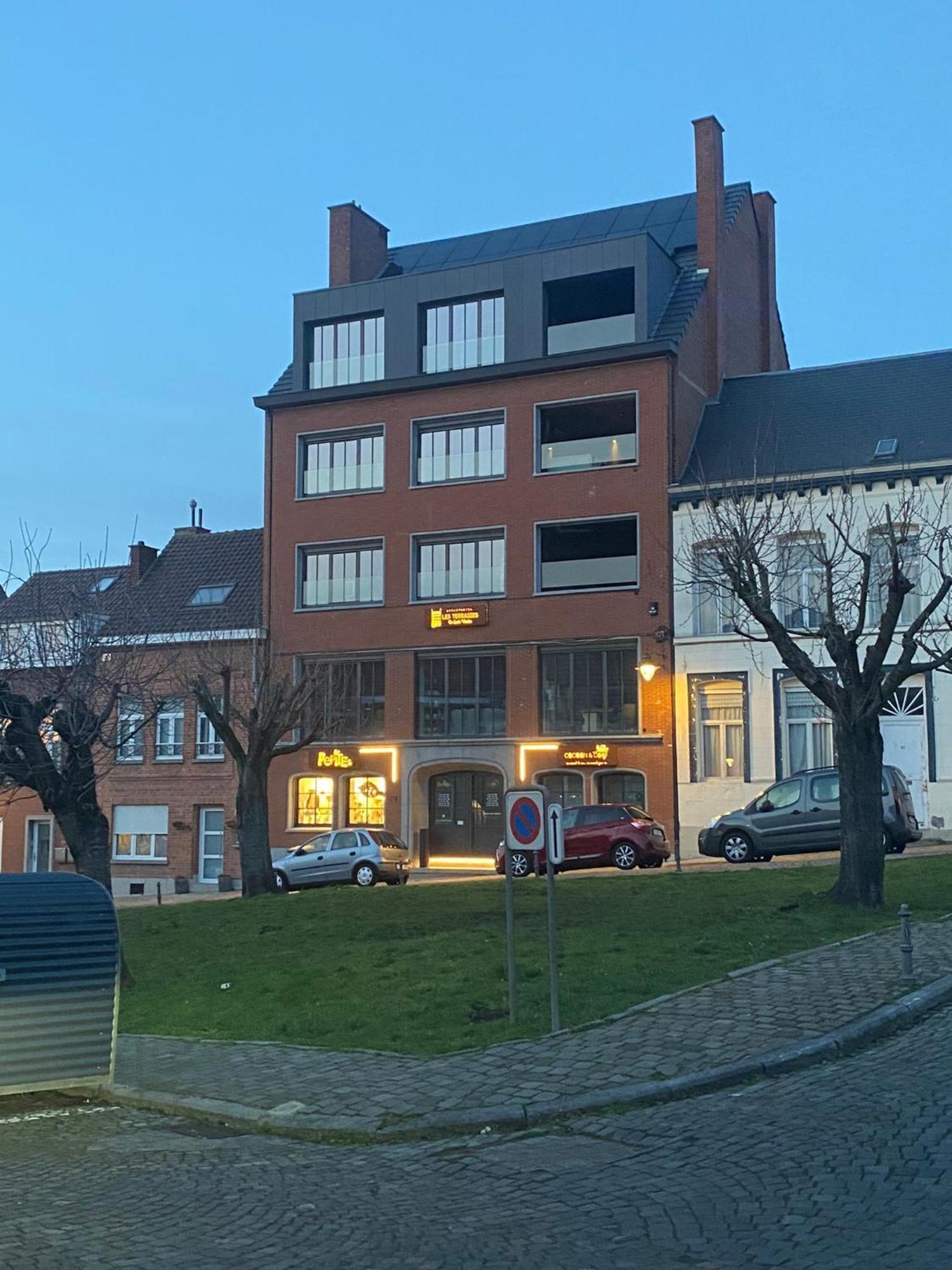 Aparthotel Les Terrasses De Sainte Waudru Mons  Exterior foto